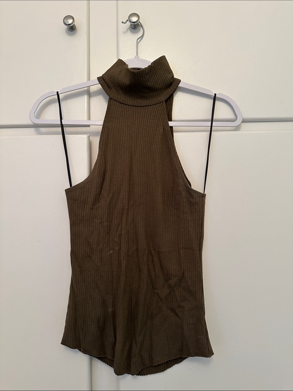 LIKE NEW The Range Green Turtleneck Sleeveless Sweater Tank Top